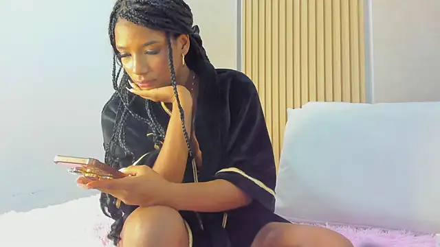 stephany summer online show from 10/15/25, 04:12