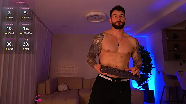 OLIVER COLT online show from 10/22/25, 11:26