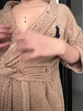 VictoriaGerard Pink online show from 04/07/26, 08:20