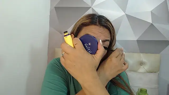 Milf-Prettyboobs online show from 02/10/26, 10:52