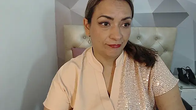 Milf-Prettyboobs online show from 02/17/26, 01:13