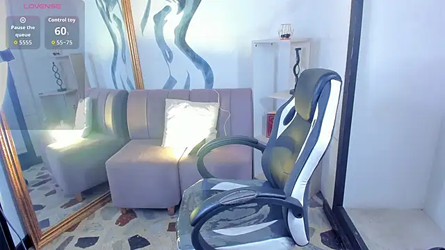 VanessaScott  online show from 02/18/26, 05:36