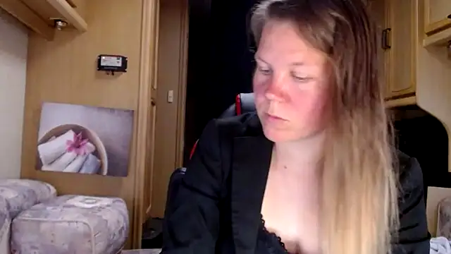CallMeMaria online show from 01/05/25, 11:48