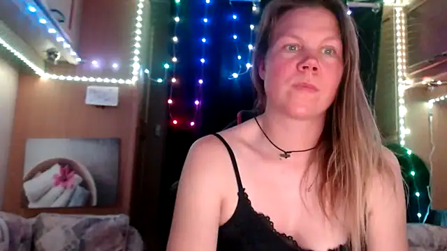 CallMeMaria online show from 02/17/25, 06:37