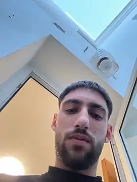 Snapshot of Vergon21cmdotado chatting on 04/12/26, 06:57 Vergon21cmdotado online show from 04/12/26, 06:57