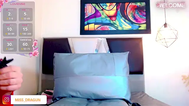 alexsandra kiss online show from 10/10/25, 11:20