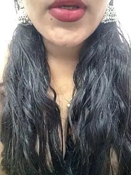 priya 00143 online show from 02/14/26, 07:10