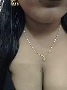 priya 00143 online show from 07/17/26, 06:13