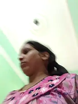 Hotty-Nidhi online show from 11/10/25, 03:27