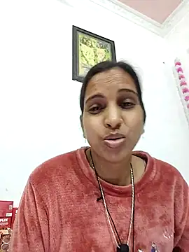 Snapshot of Hotty-Nidhi chatting on 01/19/26, 03:05 Hotty-Nidhi online show from 01/19/26, 03:05