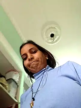 Snapshot of Hotty-Nidhi chatting on 02/01/26, 04:33 Hotty-Nidhi online show from 02/01/26, 04:33