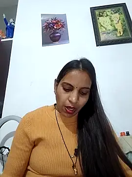 Snapshot of Hotty-Nidhi chatting on 02/02/26, 05:00 Hotty-Nidhi online show from 02/02/26, 05:00