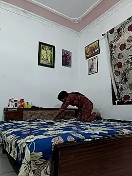 Snapshot of Hotty-Nidhi chatting on 03/16/26, 05:44 Hotty-Nidhi online show from 03/16/26, 05:44