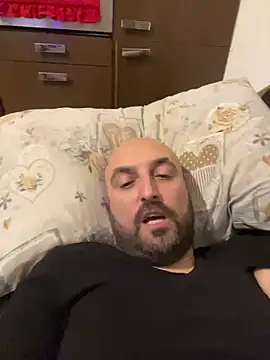 maxxxio12 online show from 03/11/25, 06:52