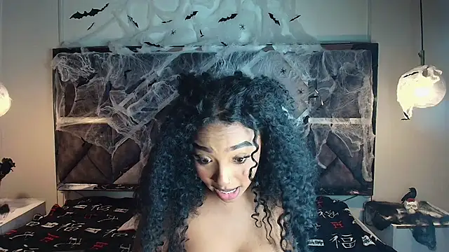 charlotte walker1 online show from 10/12/25, 03:16