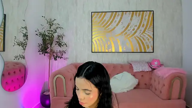 Krissi latore online show from 05/15/26, 12:23