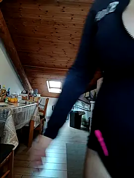 luciferelili online show from 12/03/25, 01:42