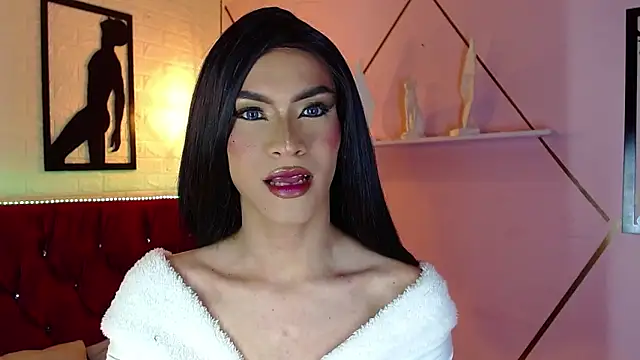 agatha rodriguez online show from 11/02/25, 02:30