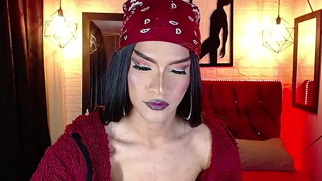 agatha rodriguez online show from 11/26/25, 02:18