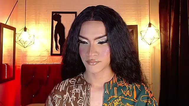 agatha rodriguez online show from 12/02/25, 01:50