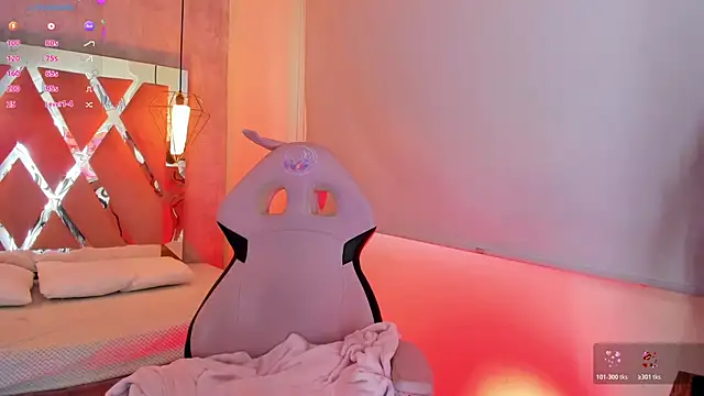 adara evanss online show from 11/04/25, 08:52