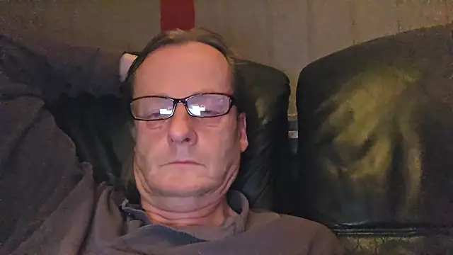 namorreyeb1 online show from 11/04/25, 07:13