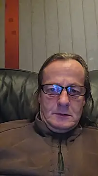 namorreyeb1 online show from 11/12/25, 02:23