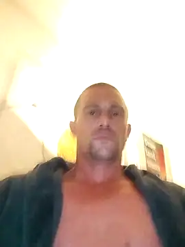 Snapshot of GermanAnonym@xh chatting on 05/11/26, 03:45 GermanAnonymxh online show from 05/11/26, 03:45