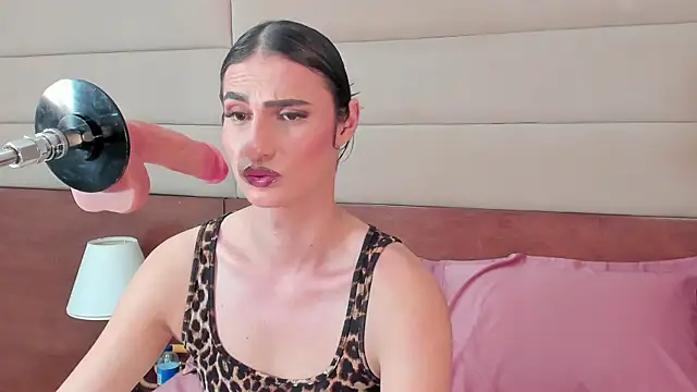 shantall skinny online show from 10/19/25, 03:40