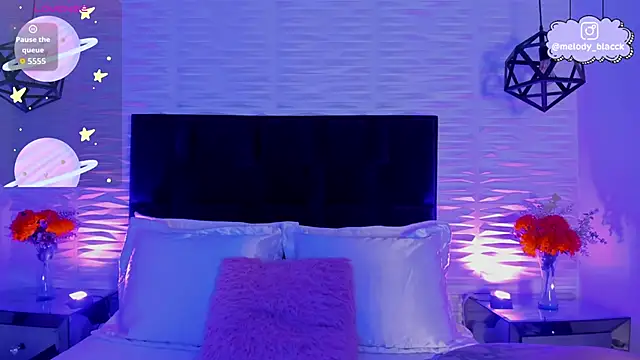 Snapshot of Melody_Black_ chatting on 06/08/26, 08:09 Melody Black online show from 06/08/26, 08:09