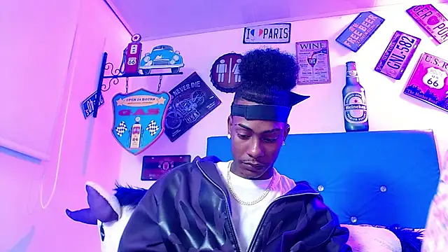 lili roussi online show from 11/15/25, 12:41