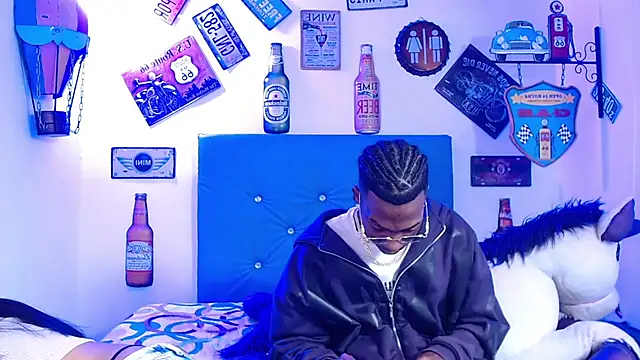 lili roussi online show from 11/19/25, 11:16