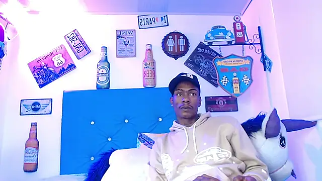 lili roussi online show from 03/31/26, 08:20