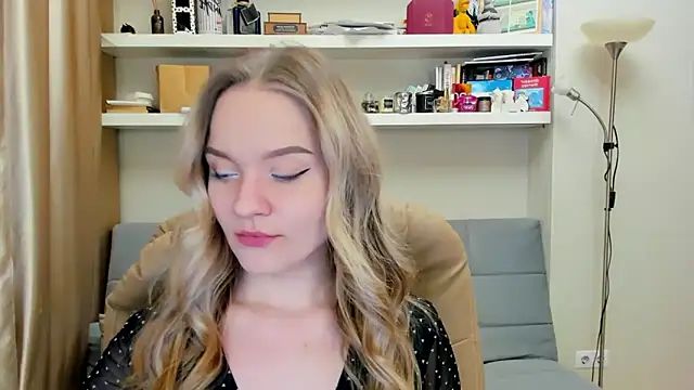 Kara Smith  online show from 01/31/25, 11:03