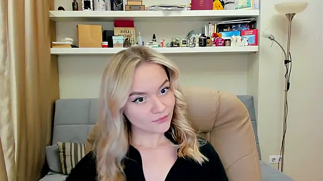 Kara Smith  online show from 02/23/25, 09:26