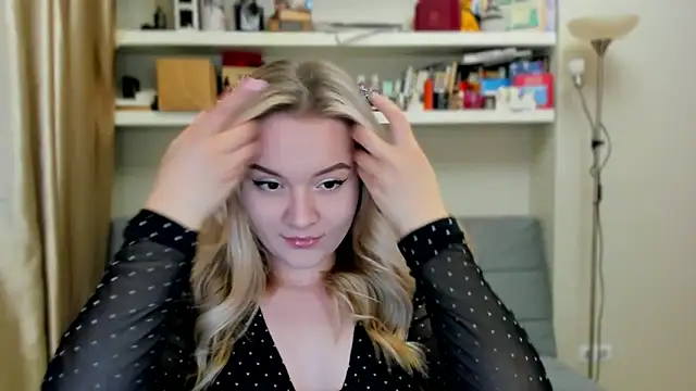 Kara Smith  online show from 10/10/25, 09:58