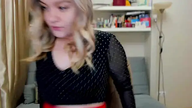 Kara Smith  online show from 11/16/25, 09:53