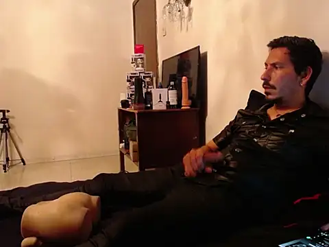 David Blake69 online show from 10/12/25, 04:55