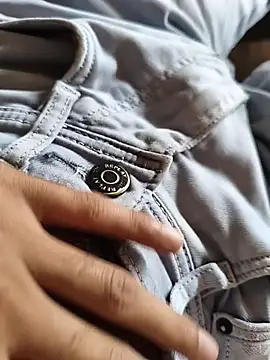 Mr skywalker online show from 10/28/25, 05:44