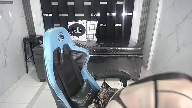 valeria a1 online show from 10/27/25, 02:48