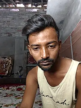 India HOT23 online show from 11/15/25, 04:21