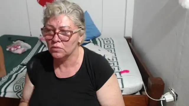 Snapshot of Olgahunder chatting on 02/23/26, 09:34 Olgahunder online show from 02/23/26, 09:34