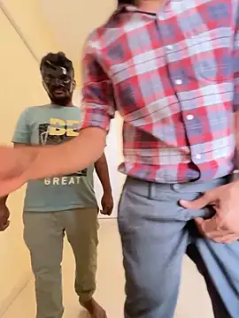 Snapshot of nightlife__12 chatting on 03/12/25, 10:37 nightlife 12 online show from 03/12/25, 10:37