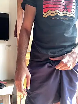 Snapshot of nightlife__12 chatting on 11/15/25, 05:49 nightlife 12 online show from 11/15/25, 05:49