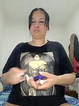 megan milf79 online show from 04/12/26, 12:26