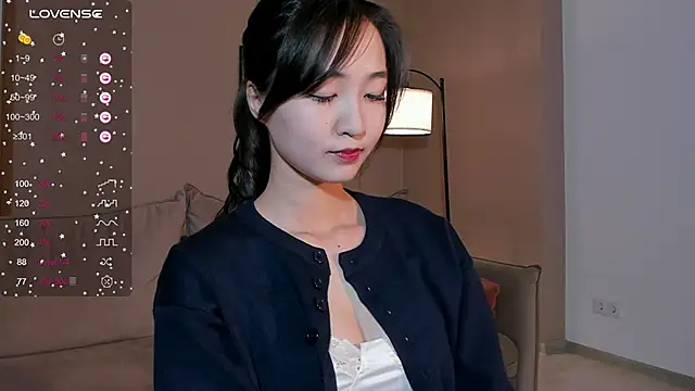 SeulBi online show from 10/13/25, 03:01