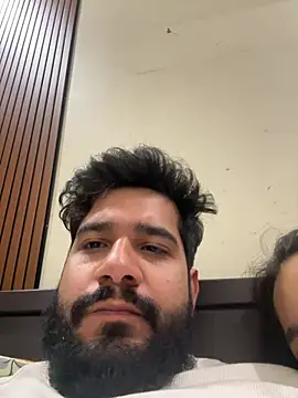 Snapshot of lustyindiancouple chatting on 03/09/25, 09:36 lustyindiancouple online show from 03/09/25, 09:36