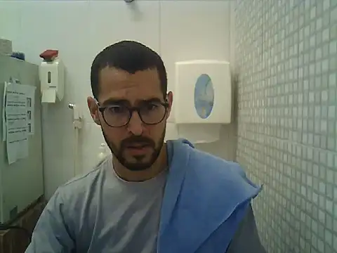 Snapshot of pdasgyn chatting on 09/24/25, 01:14 pdasgyn online show from 09/24/25, 01:14