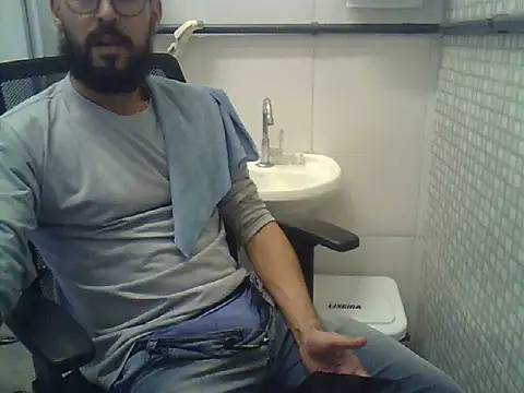 pdasgyn online show from 05/27/26, 02:47