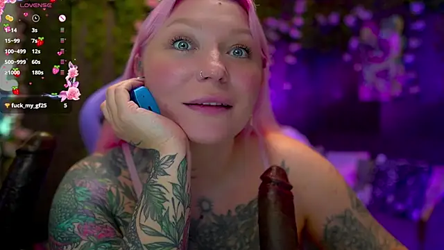 Snapshot of BlackedBarbie chatting on 09/13/25, 02:28 BlackedBarbie online show from 09/13/25, 02:28